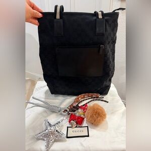 Gucci GG Canvas Tote with Gucci Dust Bag & Keychain ❣️